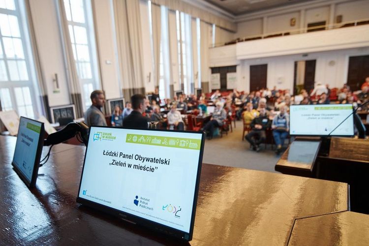 Pierwsze spotkanie w ramach Łódzkiego Ppanelu Obywatelskiego odbyło się na dużej sali obrad UMŁ, kolejne będą przeniesione do Internetu. , fot. Archiwum UMŁ   