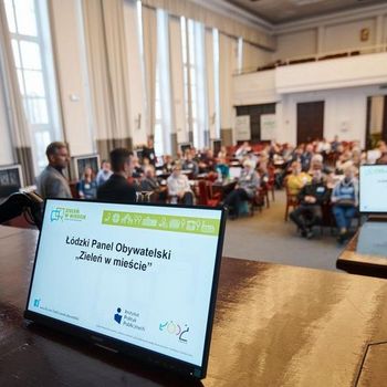 Pierwsze spotkanie w ramach Łódzkiego Ppanelu Obywatelskiego odbyło się na dużej sali obrad UMŁ, kolejne będą przeniesione do Internetu. , fot. Archiwum UMŁ 