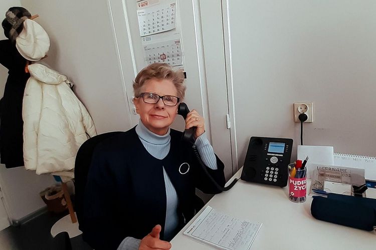 Jak przyznaje Grażyna Jagodzka, seniorka, koordynator Telefonu Życzliwości, dziś, w erze koronawirusa wolontariusze "pracy" mają jeszcze więcej niż dotychczas.   