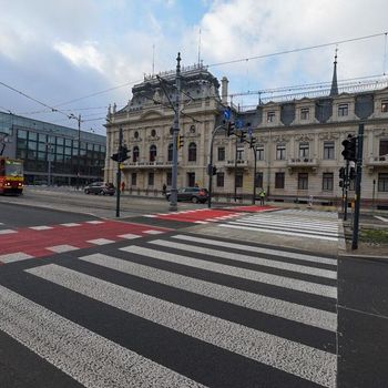 Na skrzyżowaniu ulic Zachodniej i Ogrodowej powstaje nowe bezpieczne przejście dla pieszych , fot. Paweł Łacheta / UMŁ 
